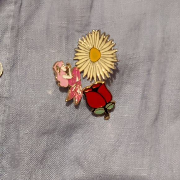 Three cute pins - Picture 2 of 2